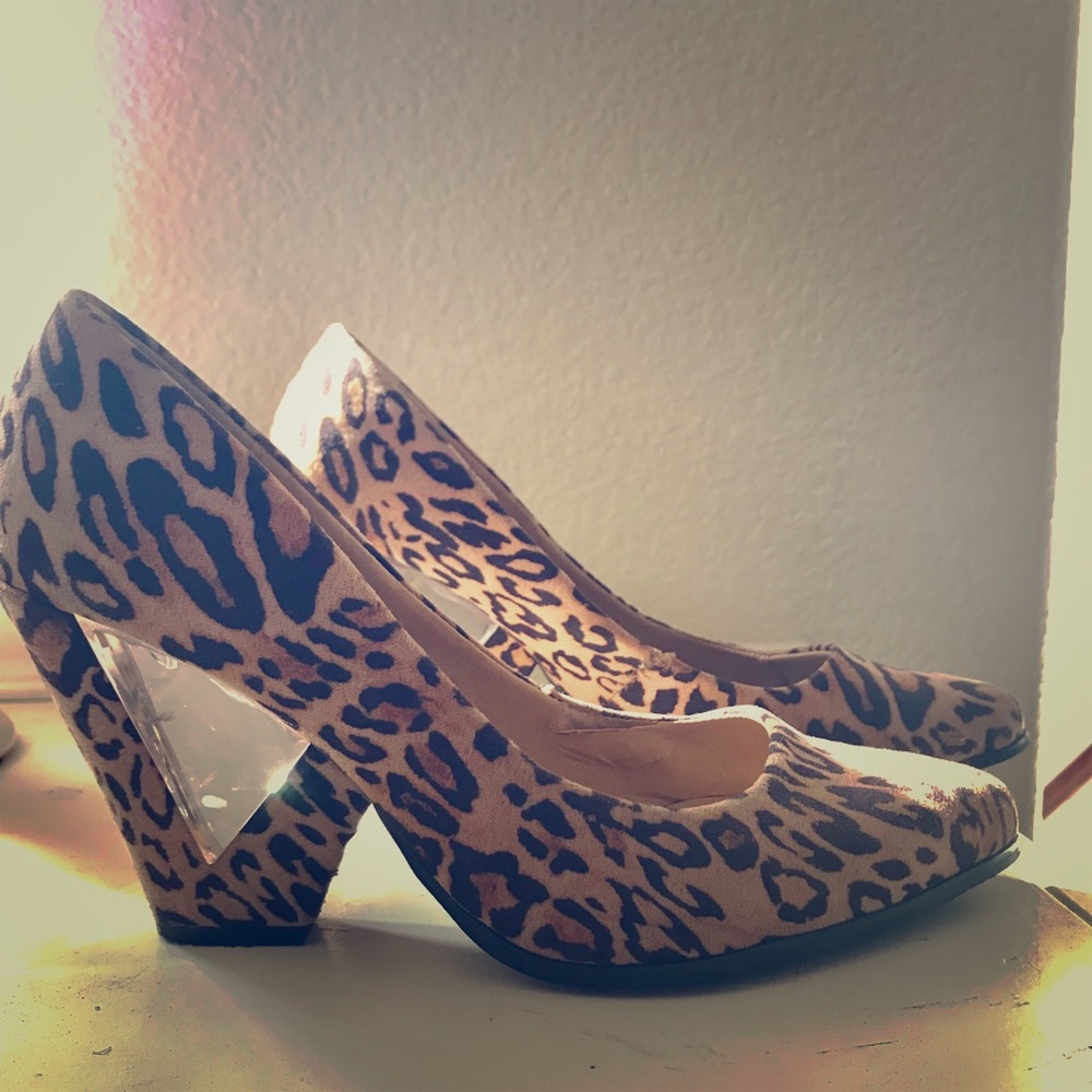 Privileged Leopard heels